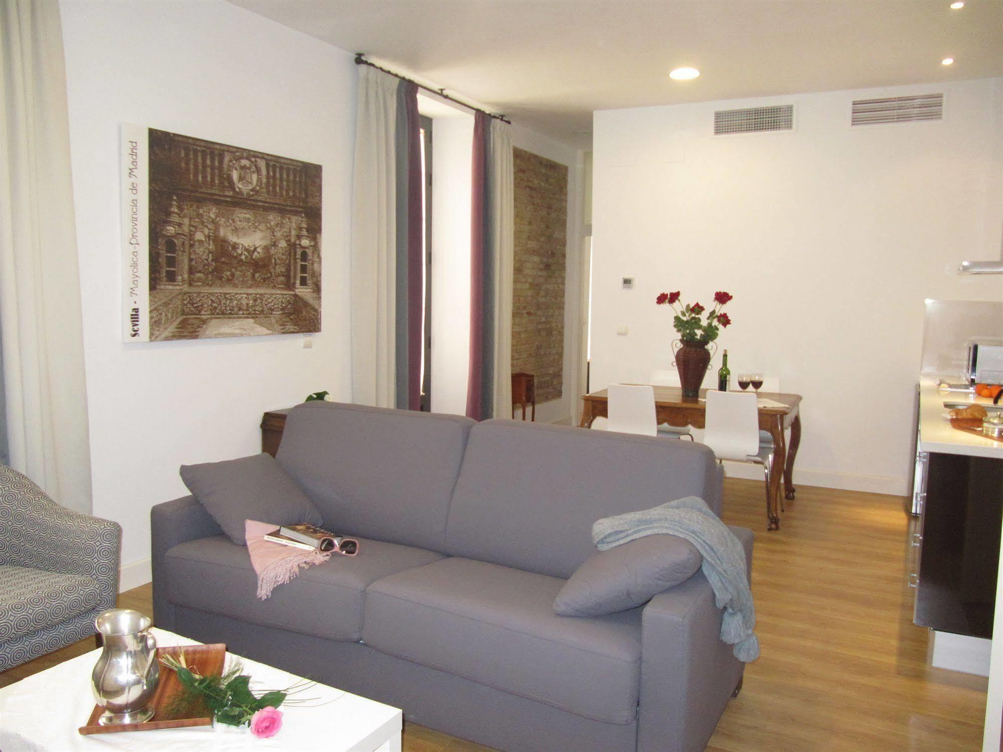 Life Apartments Alberto Lista Sevilla Exteriér fotografie